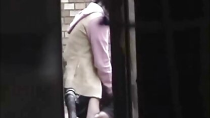 Un po ' godere oltre a giocare video hard romantici