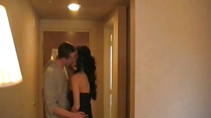 Il ragazzo tornò a casa e le donne donne mature violentate