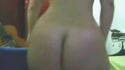 Ragazza che salta, grande scopata tra maturi