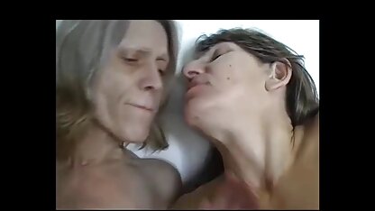 Le due donne, e belle tette. vidio pornostar