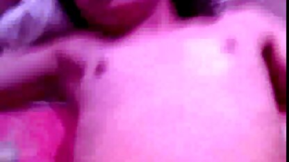 Viene dalla Cina. Lei ama scopare video donne tettone gratis