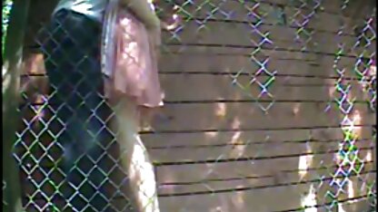 Ragazza video porno di sessantenni