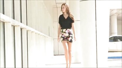 Bella ragazza senza collant al di fuori-2 megasesso film porno