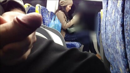 Bella ragazza vuole vedere video donne adulte