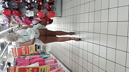 Senza mutandine in supermercato foto casalinghe porno