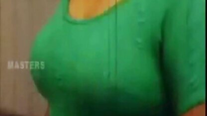Ragazza calda godendo mentre fa sesso uomo anziano che scopa