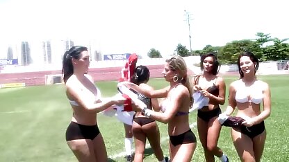 Ragazza che gioca a calcio  videoamatoriali xxx