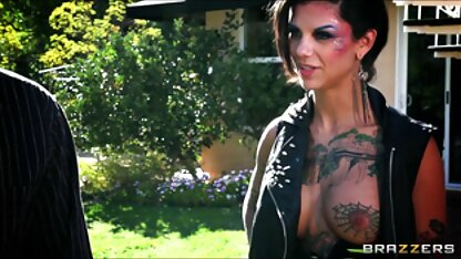 Due ragazze solitarie in una relazione video ragazze nude gratis