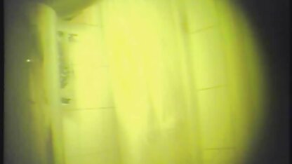 Moglie Masturbazione in bagno